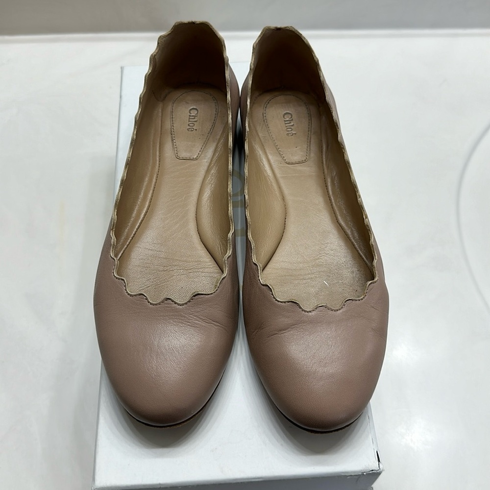 Chloe nude leather flats. Good used condition. Size 7.